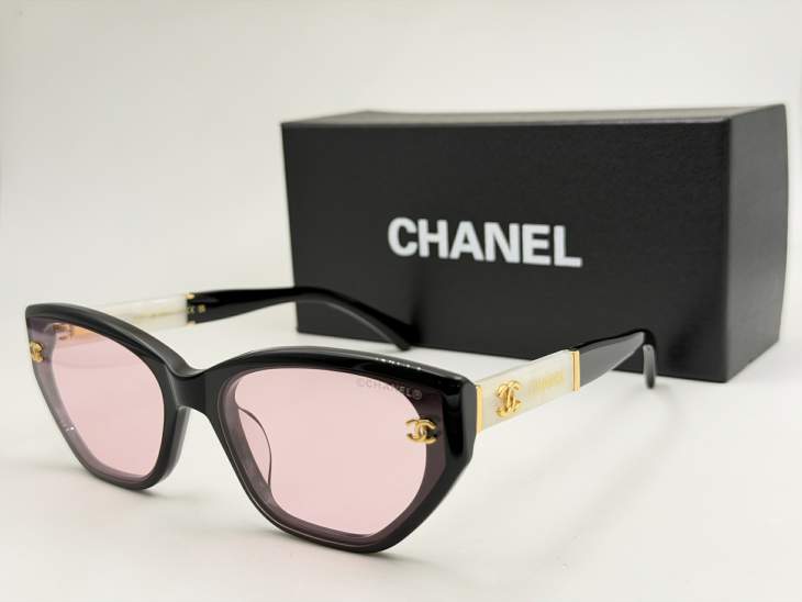 Picture of Chanel Sunglasses _SKUfw80235824fw
